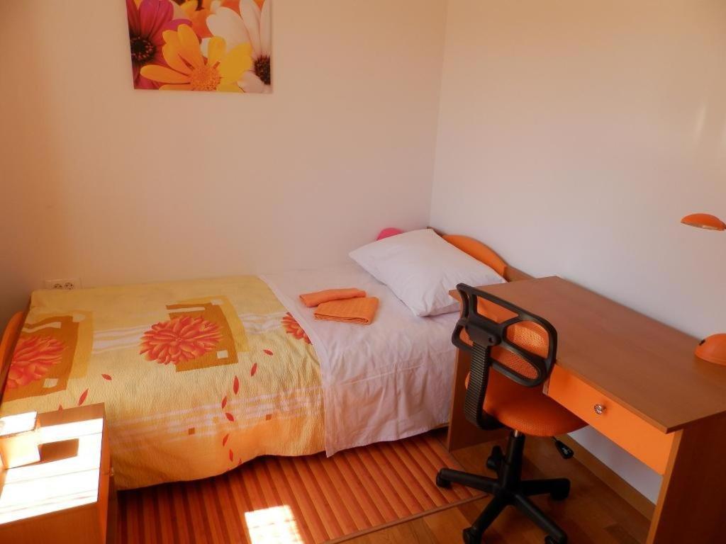 Apartment Kip With Free Parking Dubrovnik Exterior photo